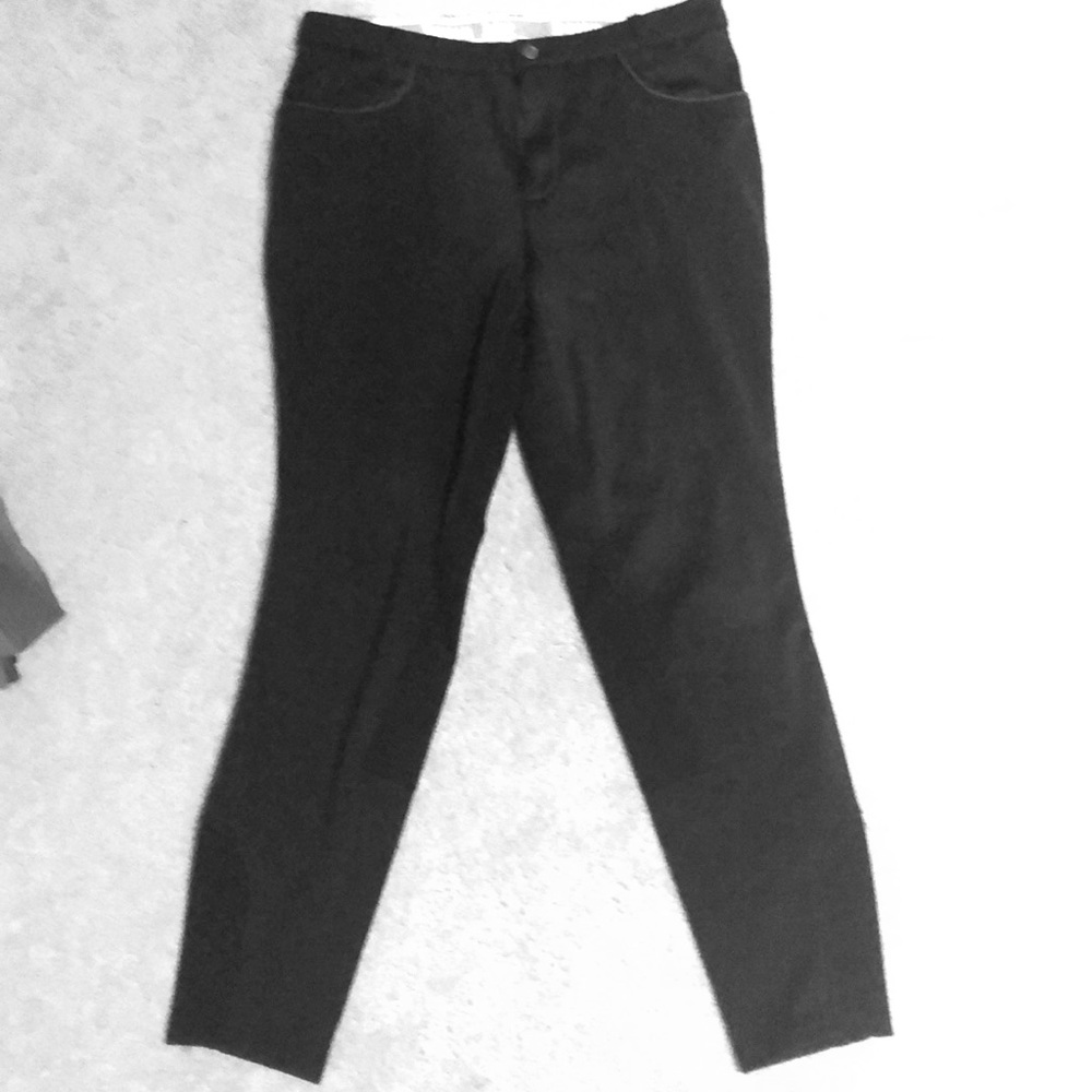 Black Breeches, 30L